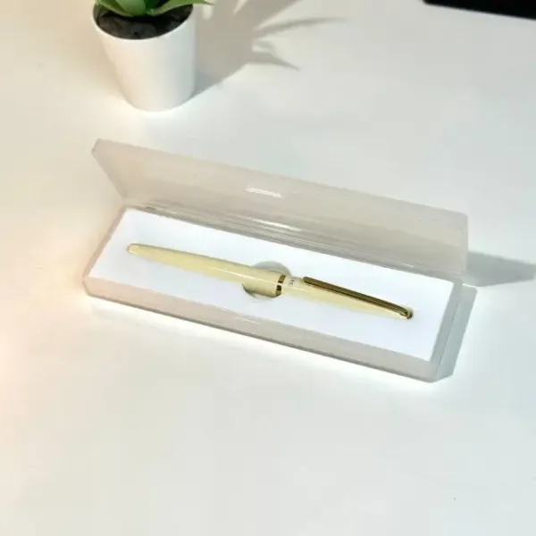 علبة قلم جيل معدن M&G موديل 48307